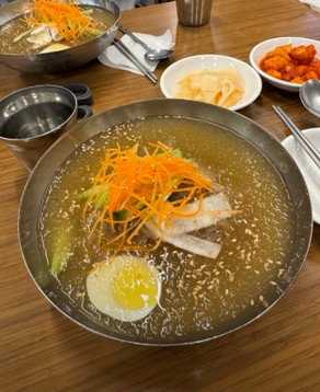 곰보냉면