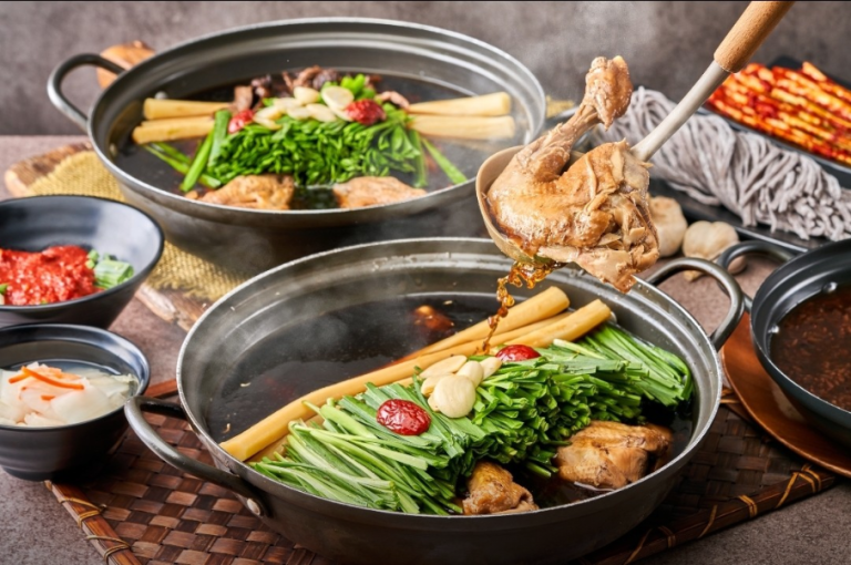 삼복한방닭한마리